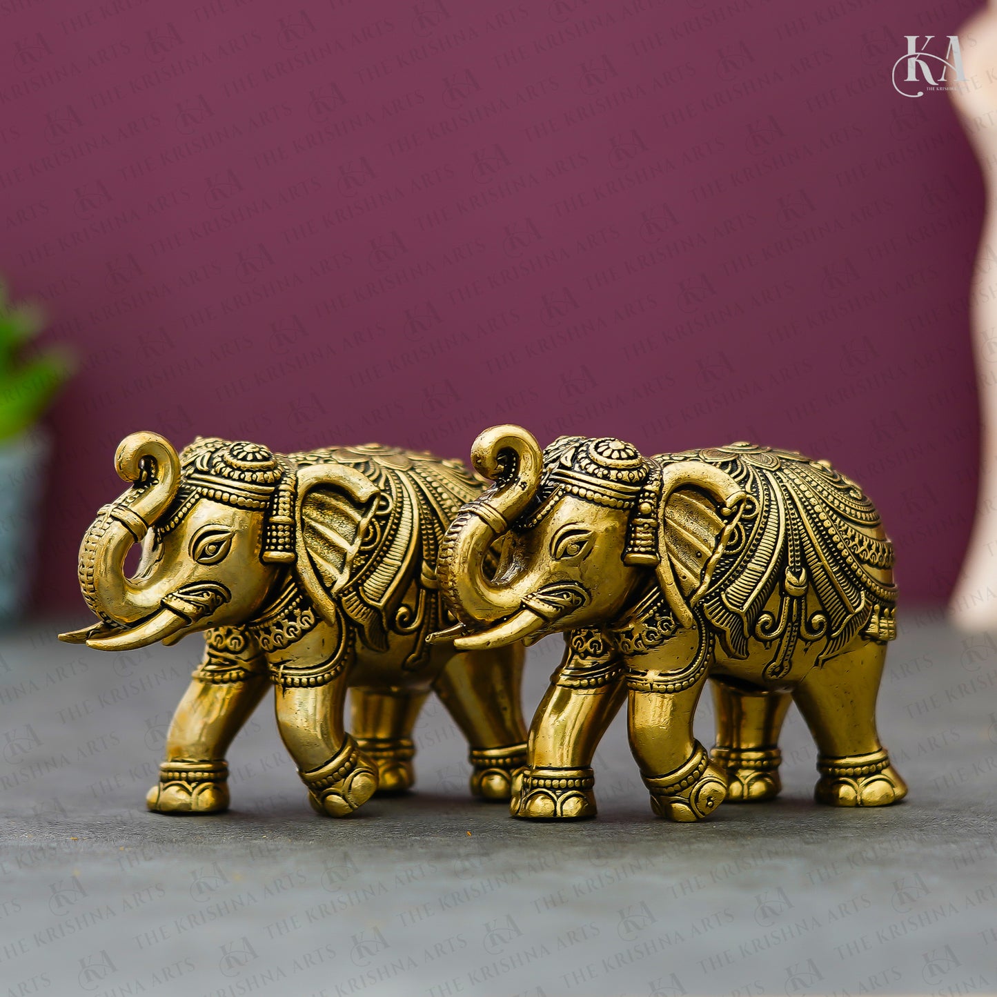 Pure Brass Elephant Pair Handcrafted Showpiece